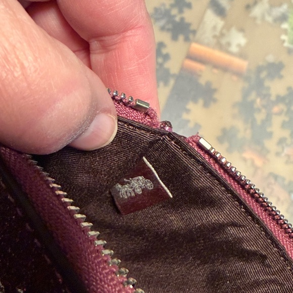 NWOT Coach glitter wristlet in a vibrant raspberry color - Picture 10 of 14